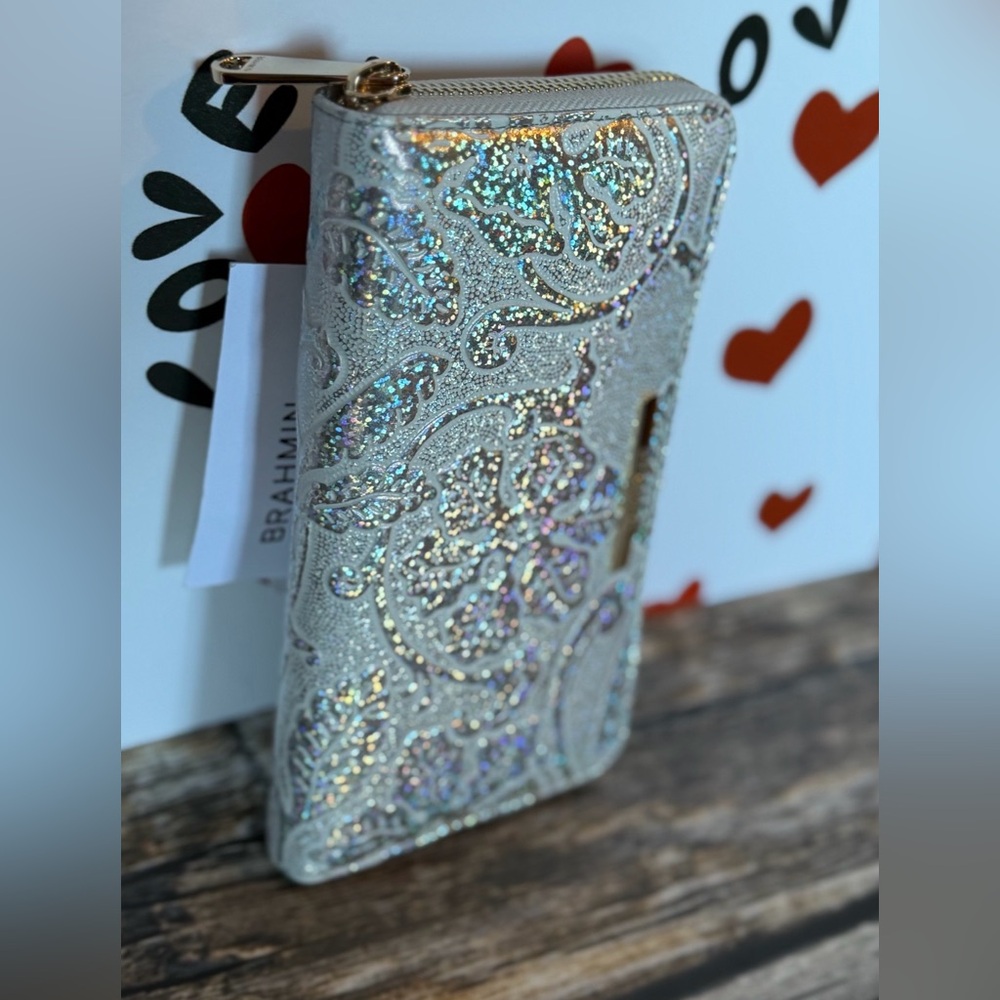 Brahmin Chrome Estonia SURI Wallet Holographic Silver Chrome Sparkle NWT FIRM - Picture 2 of 11